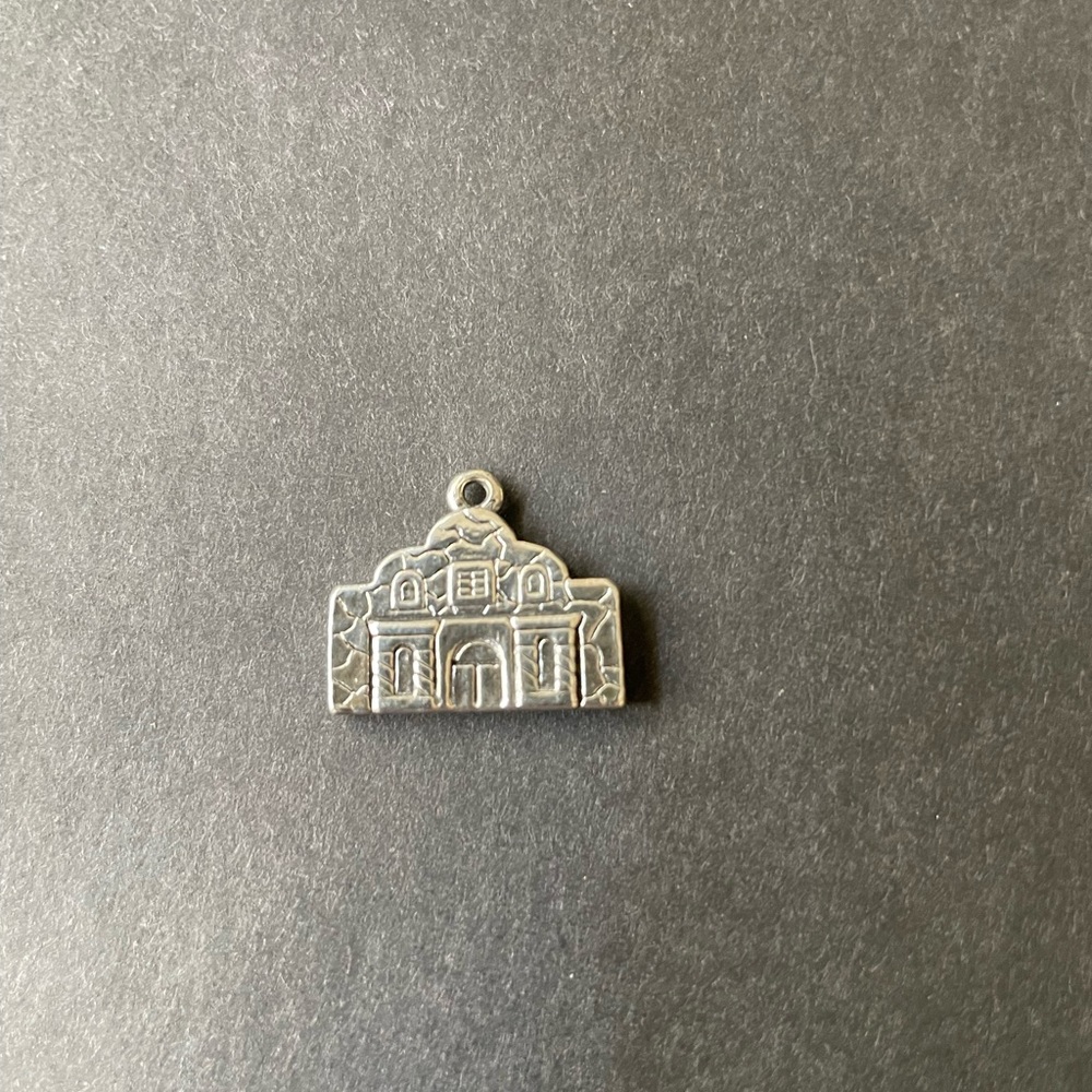 James Avery Alamo Charm